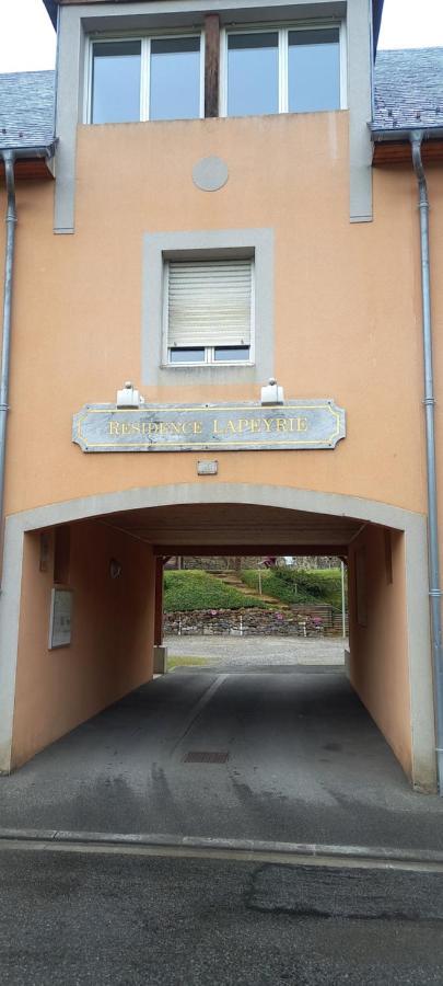 Studio Tres Bien Situe, Belle Vue, Parking Prive Bagneres-de-Bigorre Exterior photo
